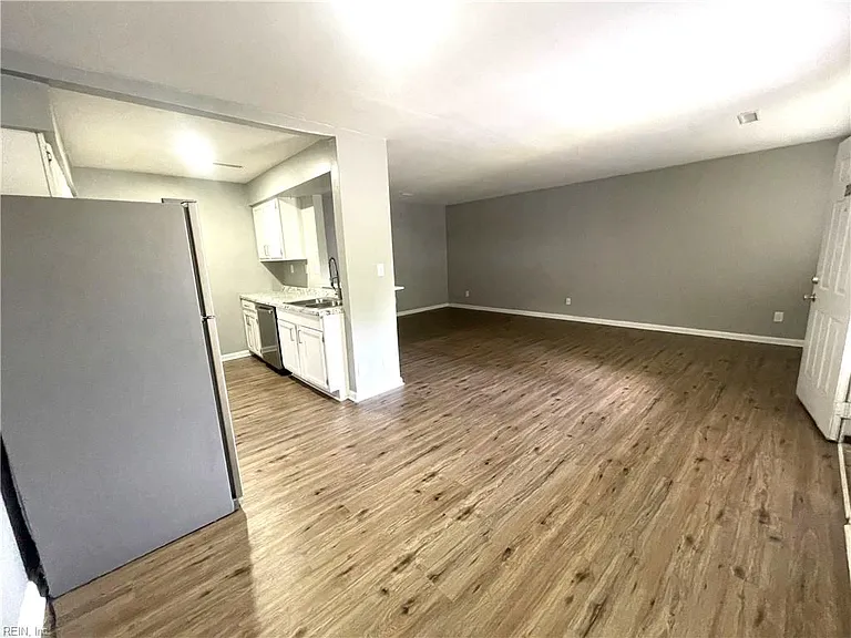 719 Marvin Ave #205 — Photo 6