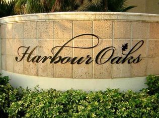 2726 Ravella Way, Palm Beach Gardens, FL 33410