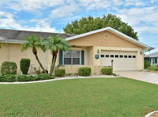 321 Club Manor Dr, Sun City Center, FL 33573