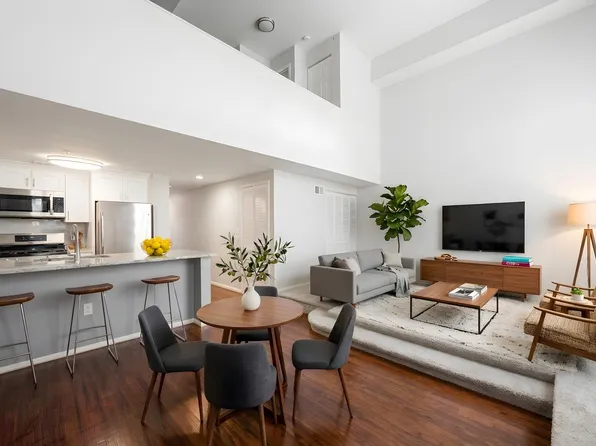 518-536 Gregory Ave #A224, Weehawken, NJ 07086