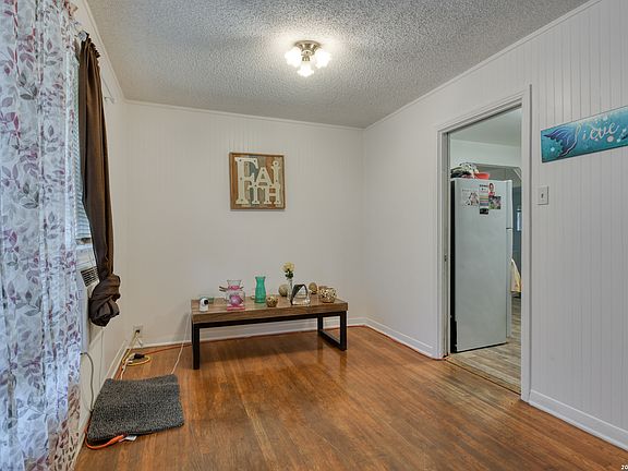 4th image of 131 SAVANNAH DR