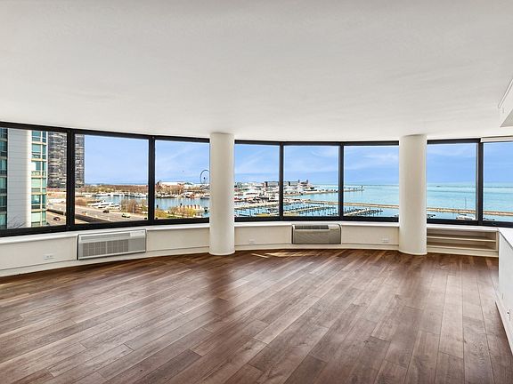 4th image of 155 N Harbor Dr APT 508