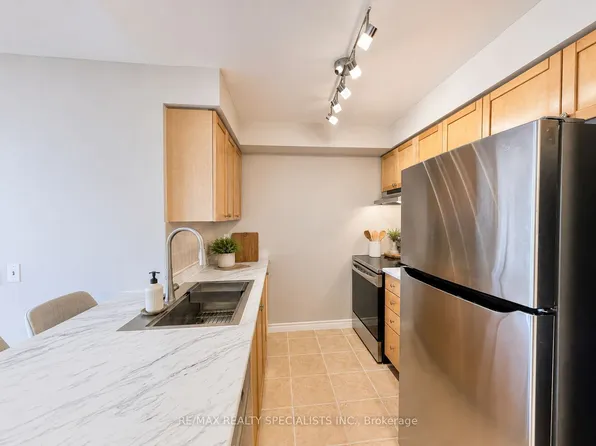 55 Strathaven Dr, Mississauga, ON
