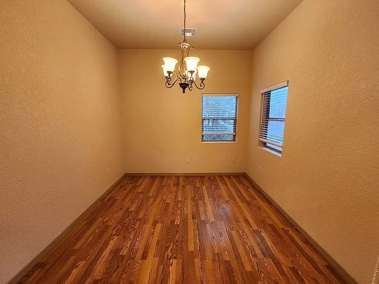 2105 San Patricio Loop — Photo 14