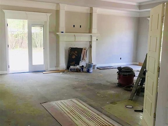 3rd image of 7321 Stonehenge Dr