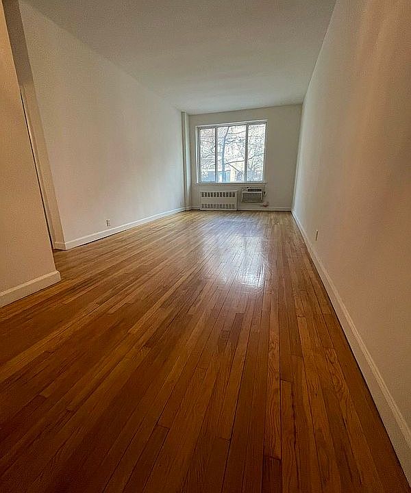 1st image of 244 E 60th St APT 2B