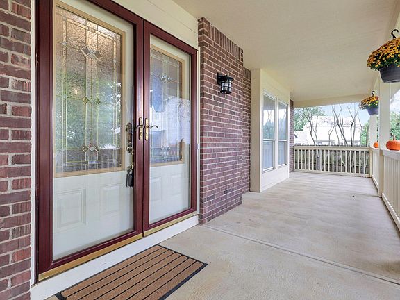 2nd image of 8533 Nightstar Ct