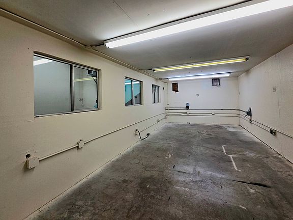 2nd image of 219-259 Independence Way #237