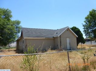 9401 N Griffin Rd, Prosser, WA 99350