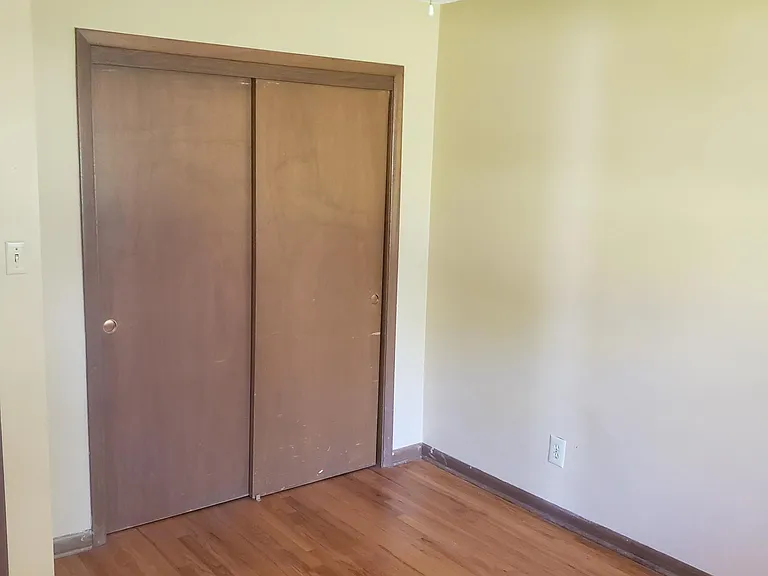 204 SE Grant St — Photo 8