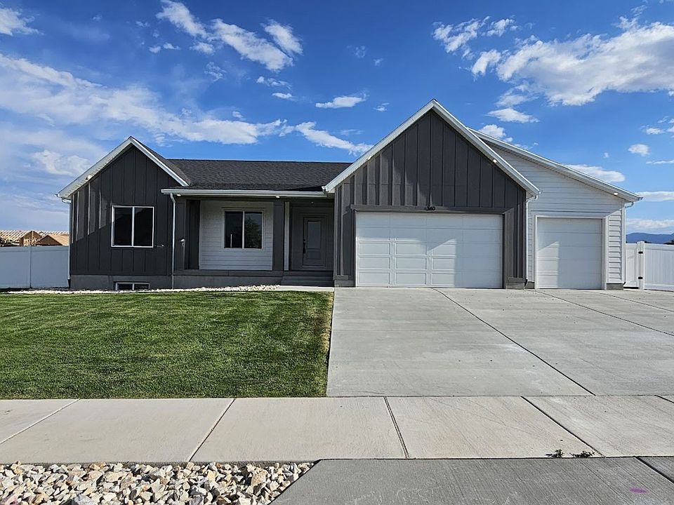 1st image of 340 E Pear #117