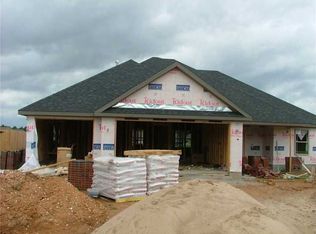 2912 N 15th Pl, Rogers, AR 72756