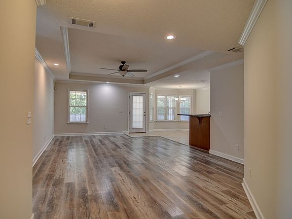 4th image of 3875 Napa Dr