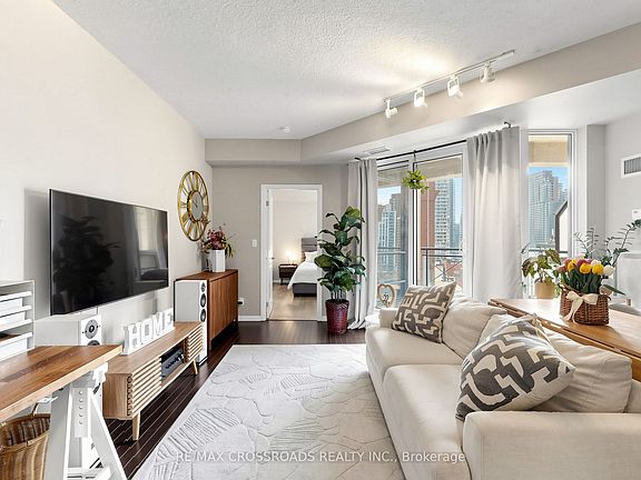 2nd image of 35 Hayden St #1201