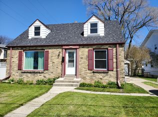 4346 S Nicholson Ave, St Francis, WI 53235