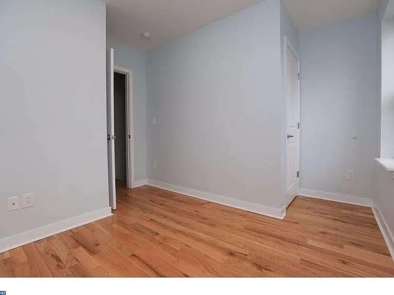1247 N Dover St — Photo 13