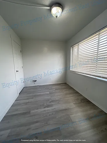 1070 McKinley Ave #13 Photo 1
