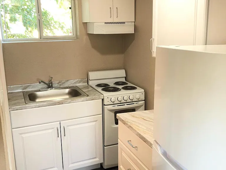 5008 Sierra Madre Dr — Photo 16