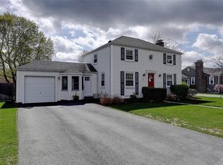 132 Plantation Dr, Cranston, RI 02920