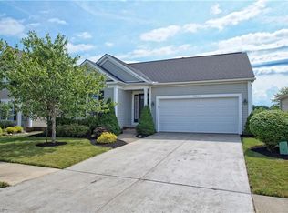 37041 Chaddwyck Ln, North Ridgeville, OH 44039