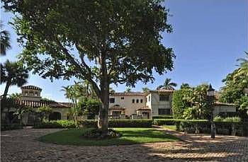 1st image of 1000 Riviera Dr #(228)