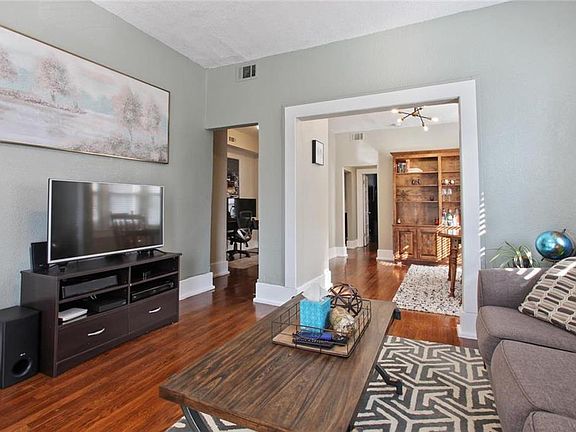 4th image of 110 W 36th St APT 2E