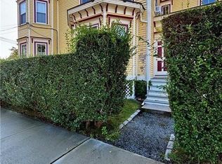 51 Annandale Rd APT 2, Newport, RI 02840