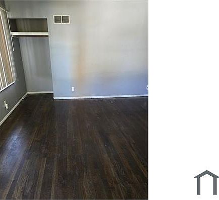2nd image of 10241 Cedarhurst Dr