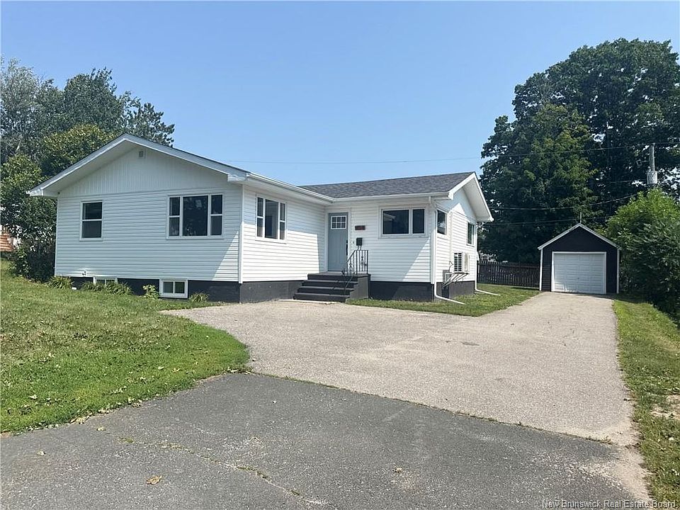 1st image of 454 Gremley Dr