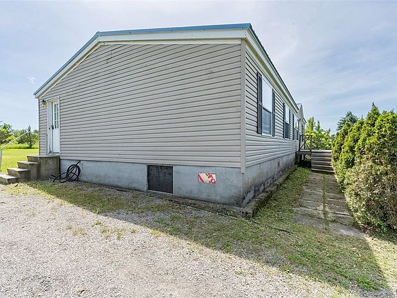 5th image of 25770 Oconner Rd
