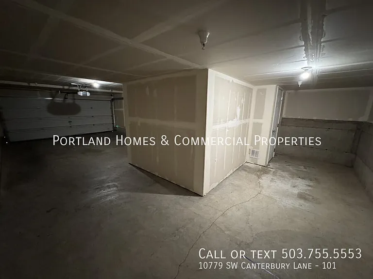 10779 SW Canterbury Ln #101 — Photo 17