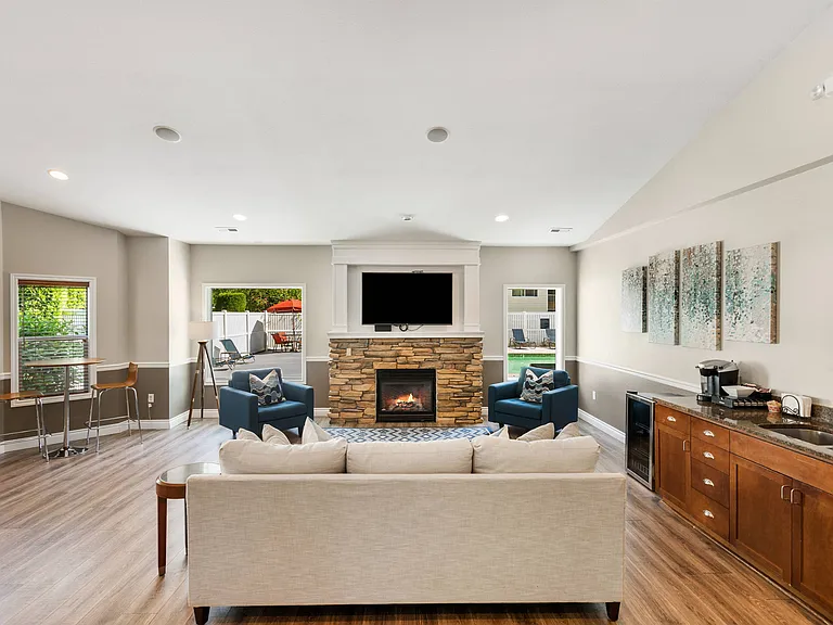 Sage Apartments — Photo 5