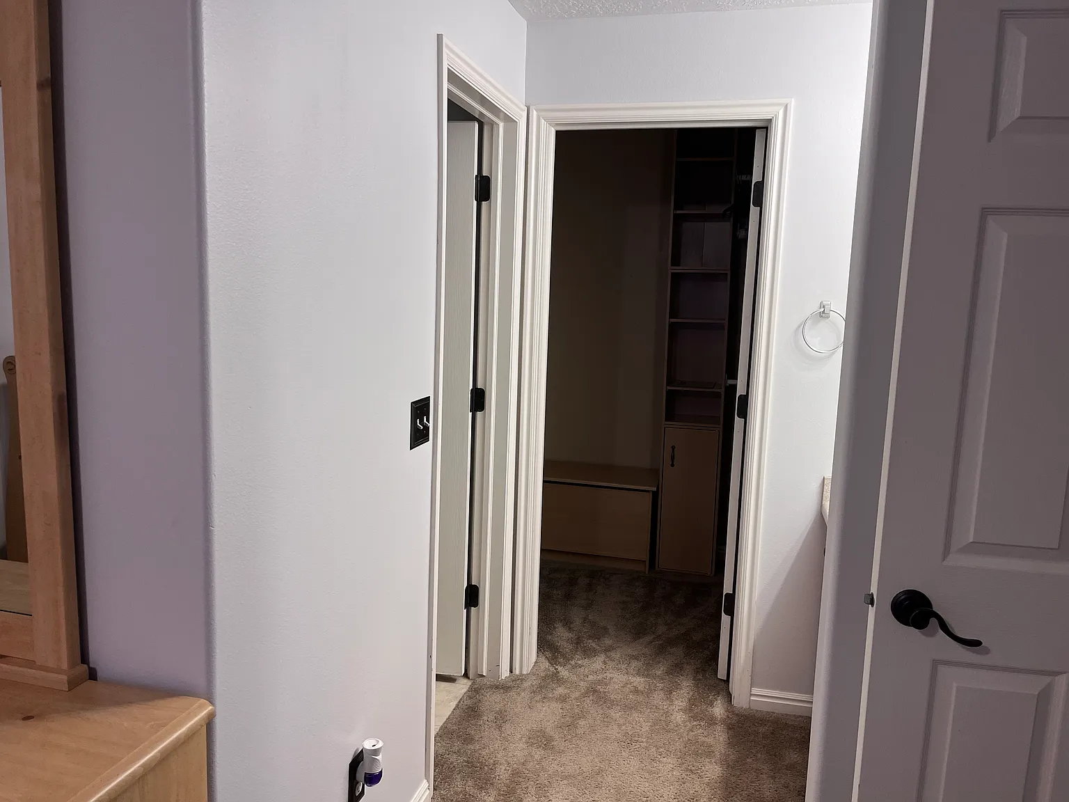 3 bed, 1247 sqft, $1,975 — Photo 1