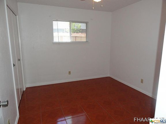 4th image of 3011 Cypress Dr