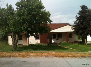 220 Sherwood Dr, Johnstown, PA 15905