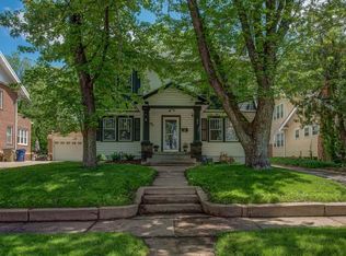 302 S Bluff St, Wichita, KS 67218