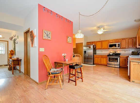 5th image of 410 Harbor Dr
