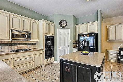 5th image of 6004 Gateridge Dr