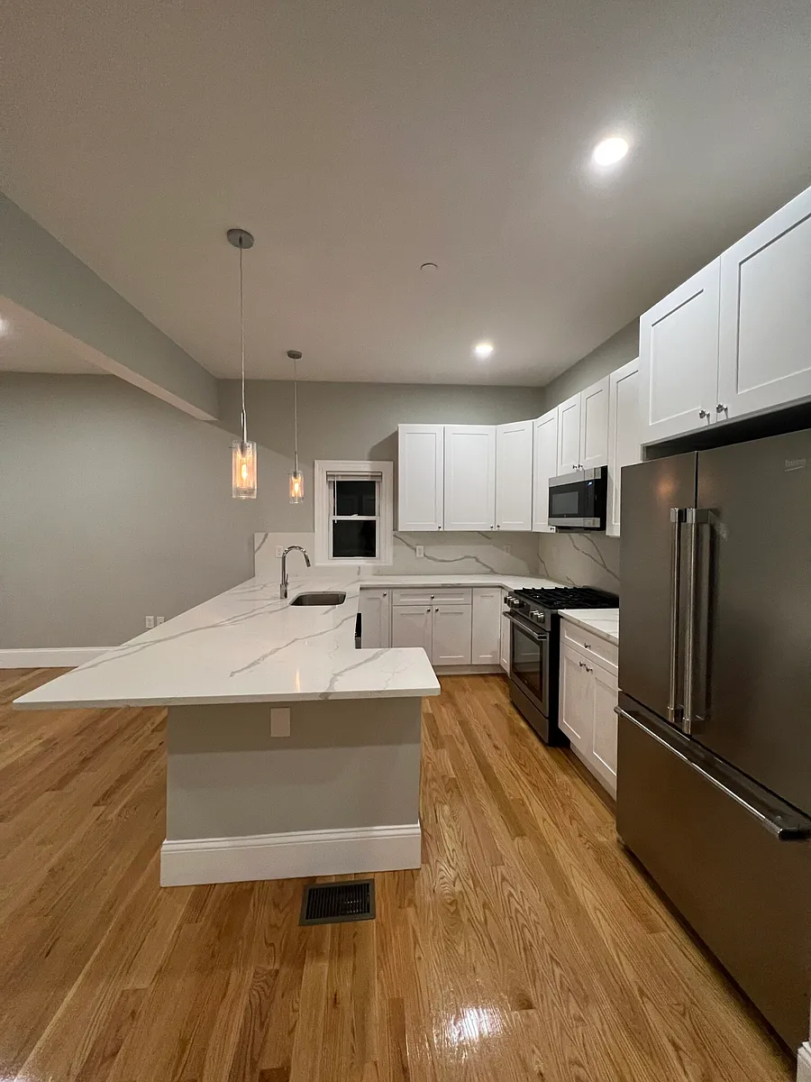 Building Photo - 73 Pearl St #1R