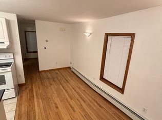 2 Russell St #2B, Saratoga Springs, NY 12866