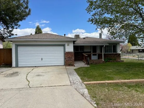 805 Maidu Ln, Susanville, CA 96130