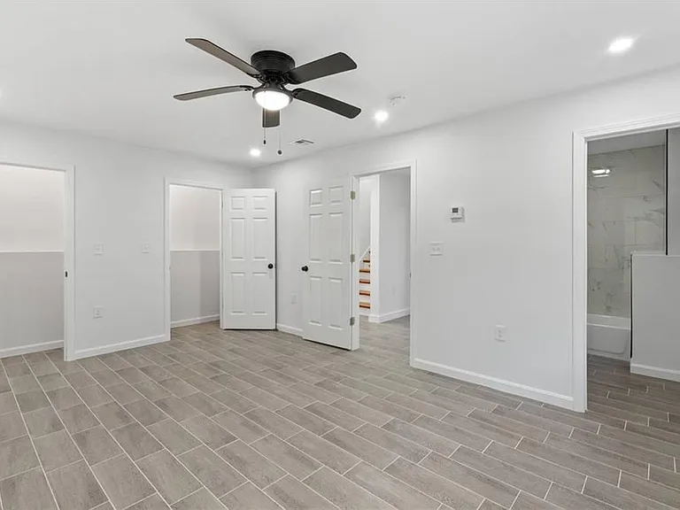24 Saint James St #1 — Photo 4