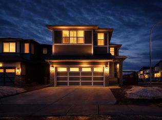 796 S Midtown Dr SW, Airdrie, AB T4B4V7