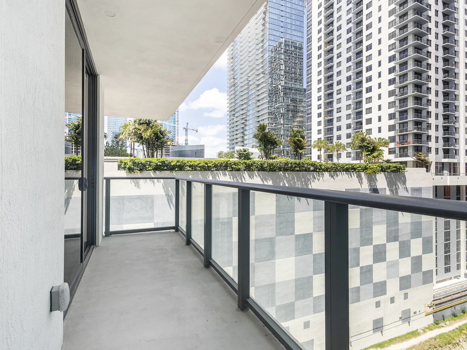 2 bed, $8,370 — Photo 4