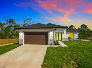 2906 3rd St SW, Lehigh Acres, FL 33976