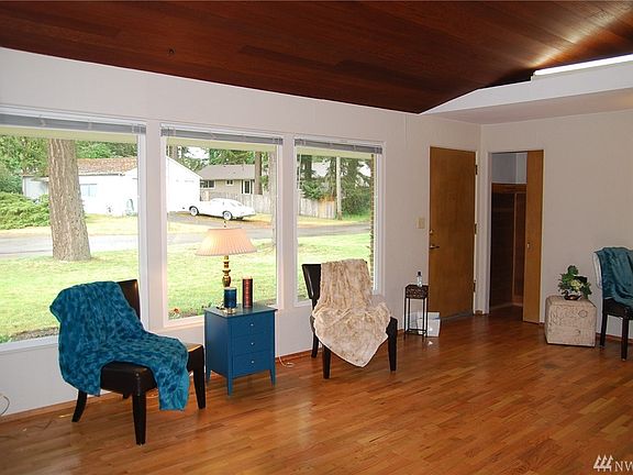 5th image of 4 Alderwood Ct SW