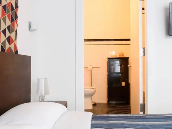 460 West Broadway image 9 of 20