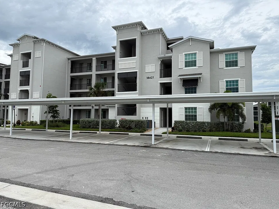 18421 Copperhead Ct N #217