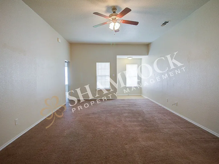 2017 Red Sage Dr — Photo 3