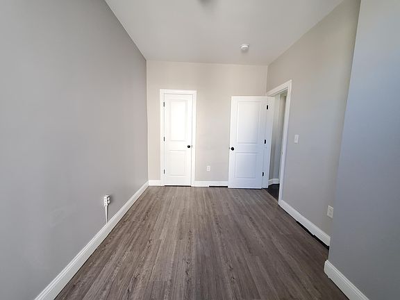 4th image of 122 Virginia Ave #3F
